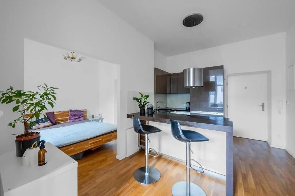 Great Apartment In The Hype Neighborhood Prag 0*,  Tjeckien